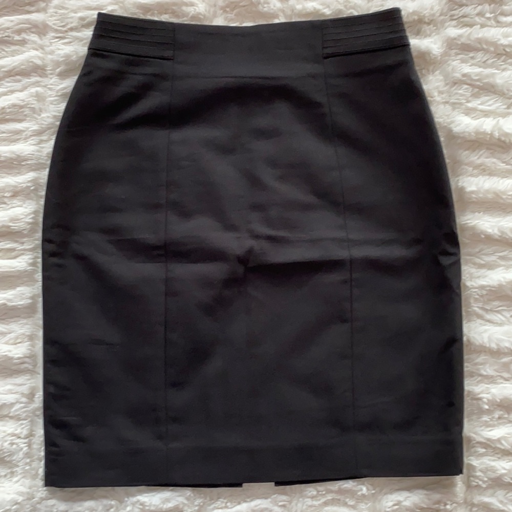 💟$3 Bundle Add On💟 NWT H&M Aline black skirt